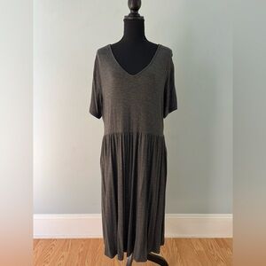 Casual Charcoal Gray V-Neck Dress